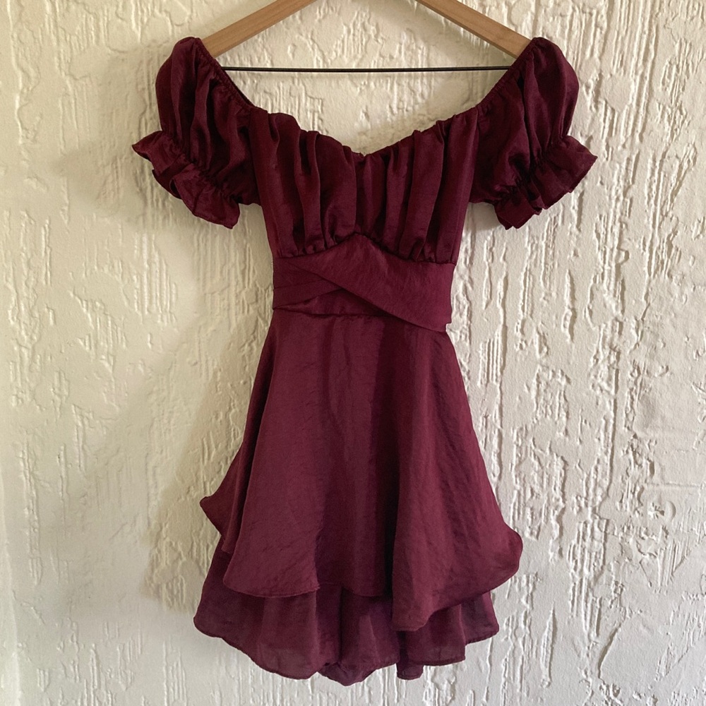Cellecci Burgundy Flowy Romper Size Small